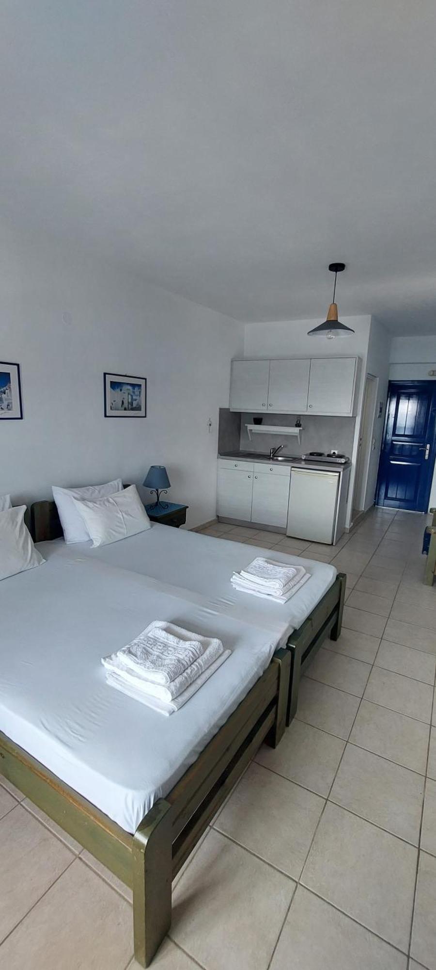 Vrahos Rooms - Studios Alopronia 外观 照片