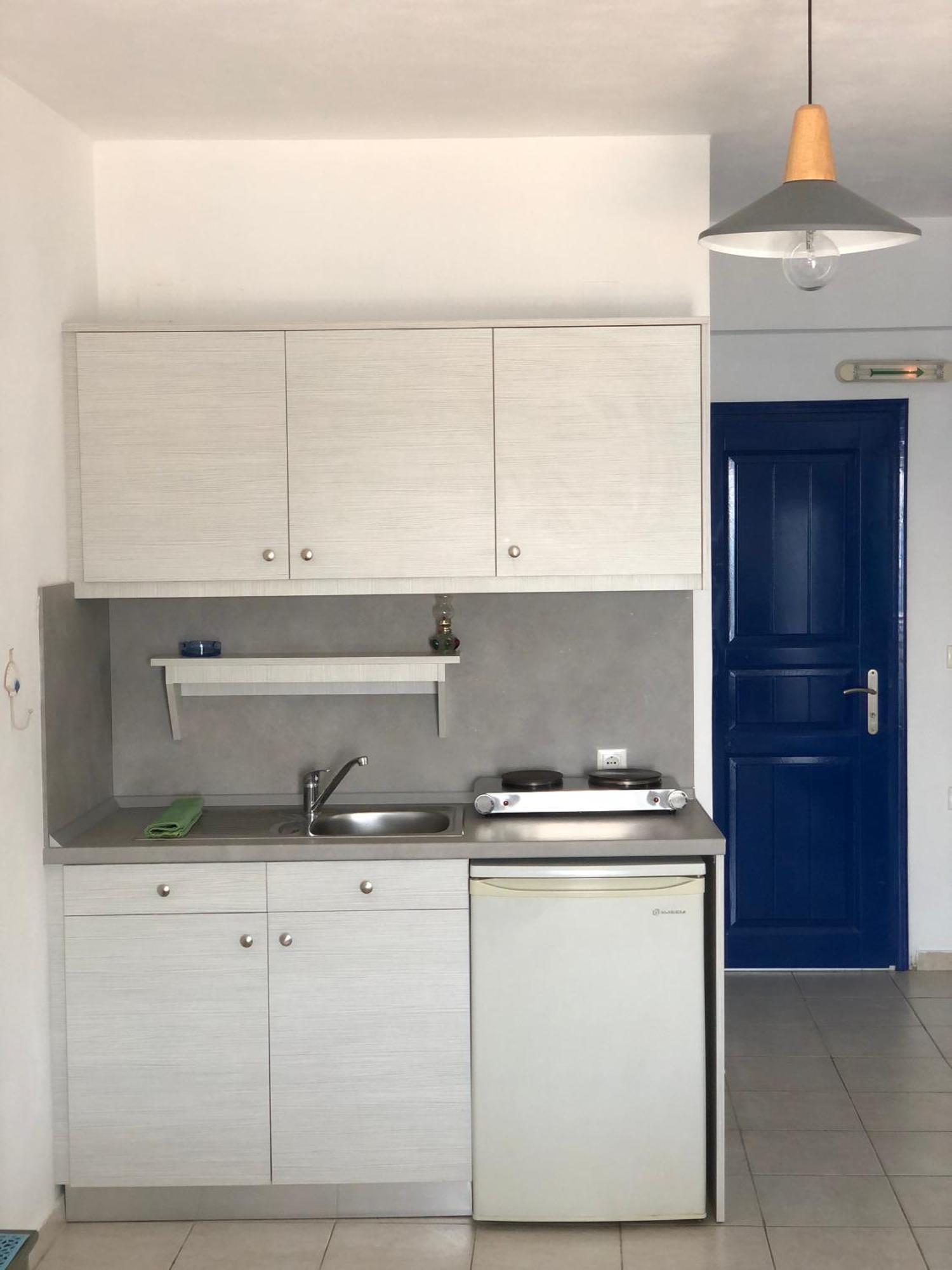 Vrahos Rooms - Studios Alopronia 外观 照片